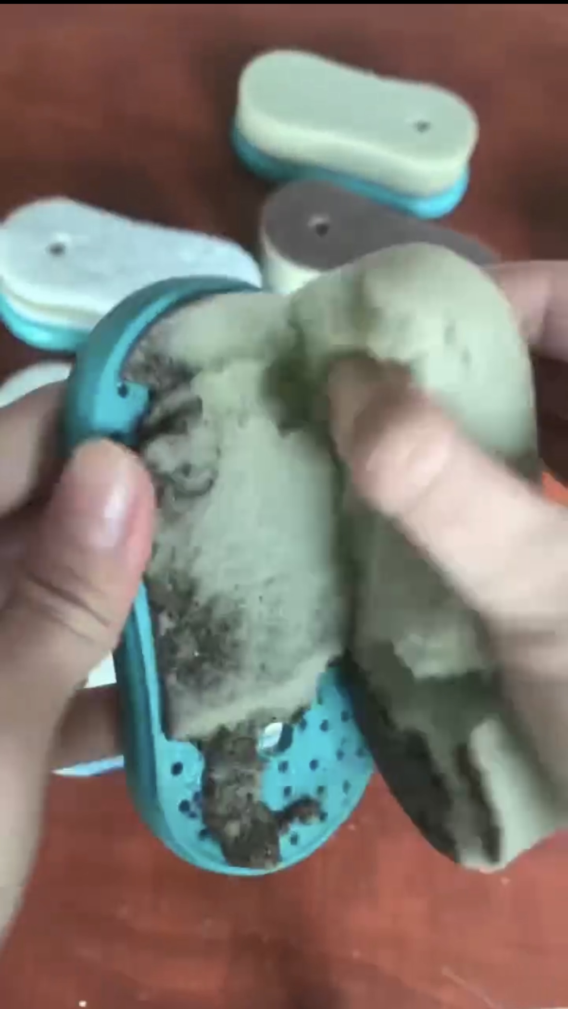 PBT材質(zhì)粘海綿用什么膠水可以粘接？